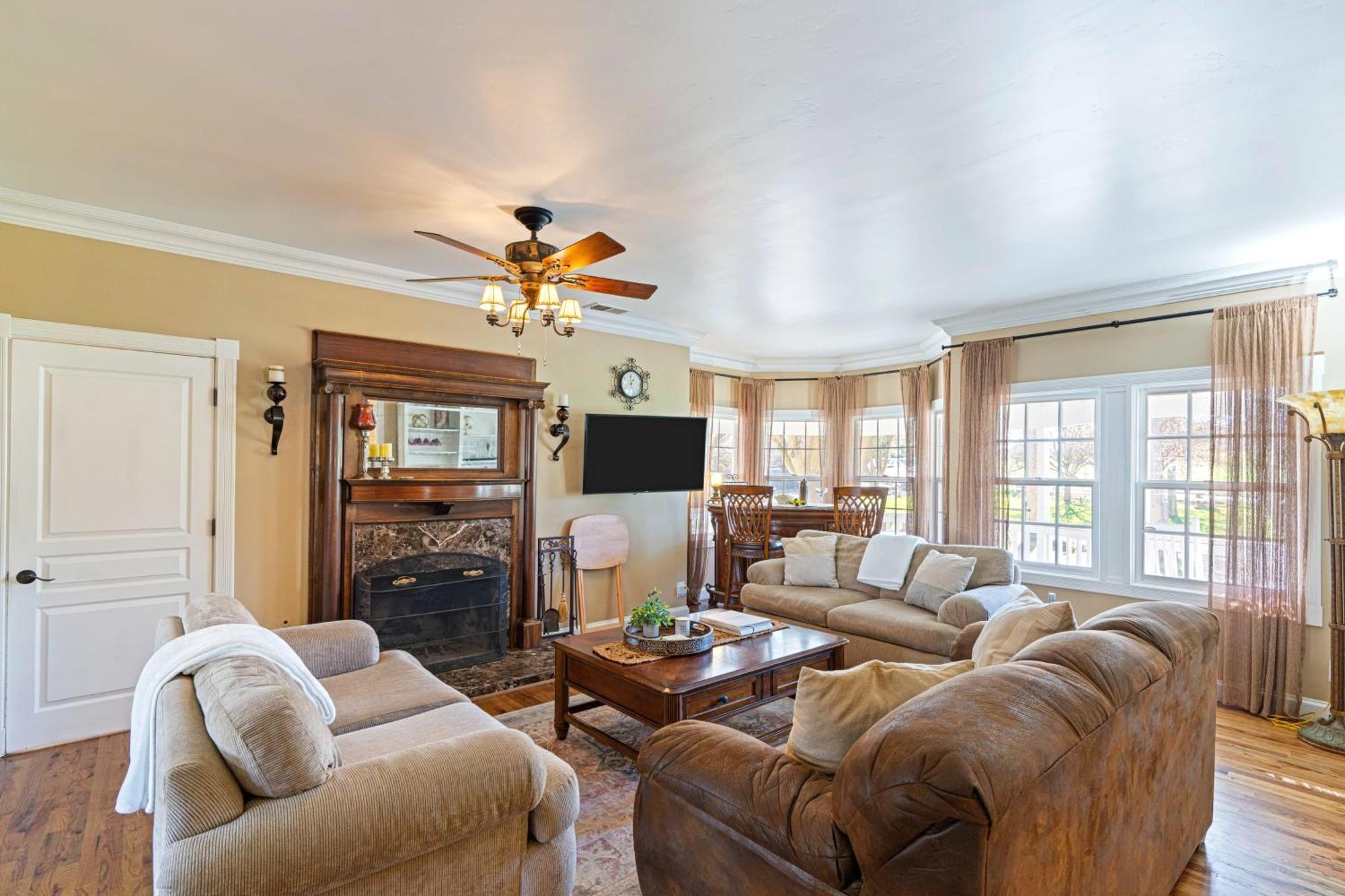 Victorian Manor In Paso Robles Wine Country Pool Hot Tub Firepit Tennis Court Sleeps 28 Exterior foto